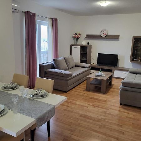 Apartmani Goga スタリグラード エクステリア 写真